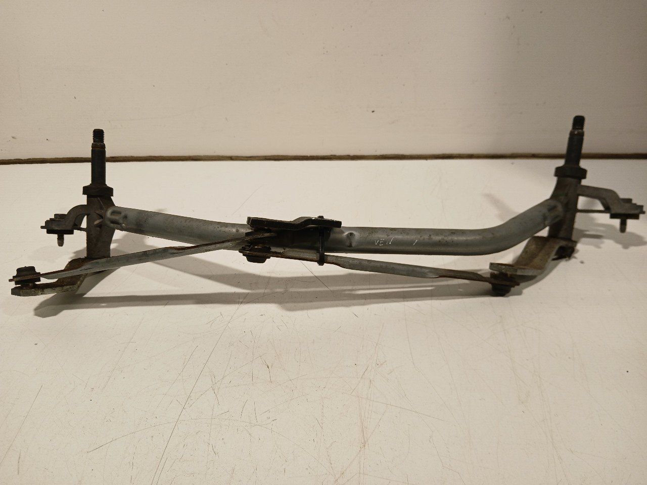 Ruitenwisser mechaniek voor Citroën C3 windshield wiper mechanism usado en Menorca foto 5