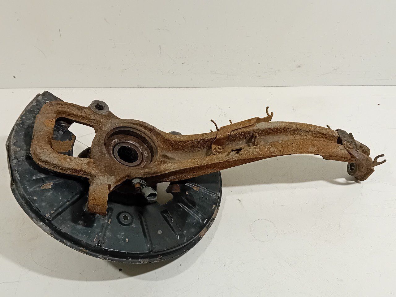 Wielnaaf rechts voor Audi Q7 wheel hub usado en Menorca