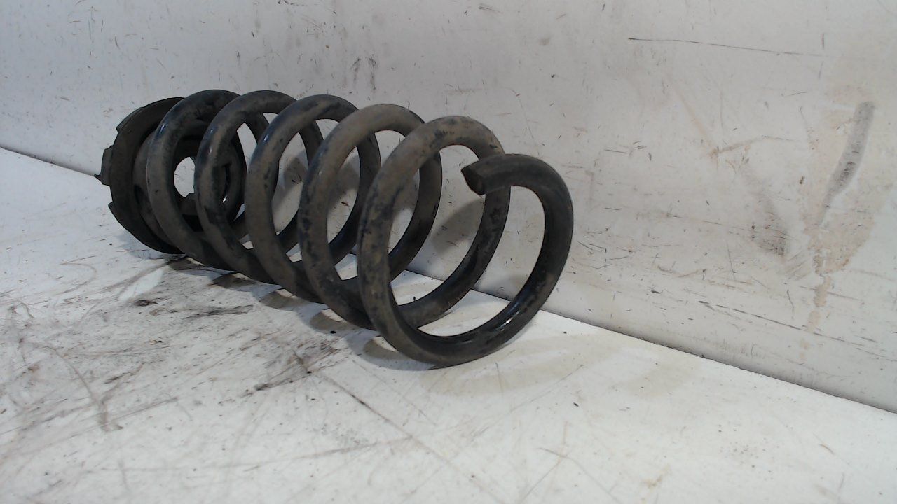 Spiraalveer achter links of rechts uitwisselbaar Renault Mégane spiral spring usado en Menorca foto 3