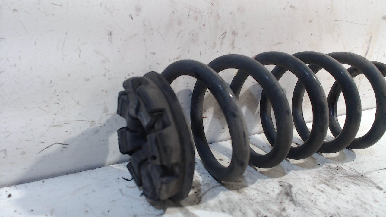 Spiraalveer achter links of rechts uitwisselbaar Renault Mégane spiral spring usado en Menorca foto 2