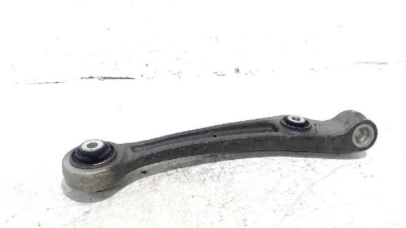 Draagarm rechts voor Audi A4 support arm usado en Menorca