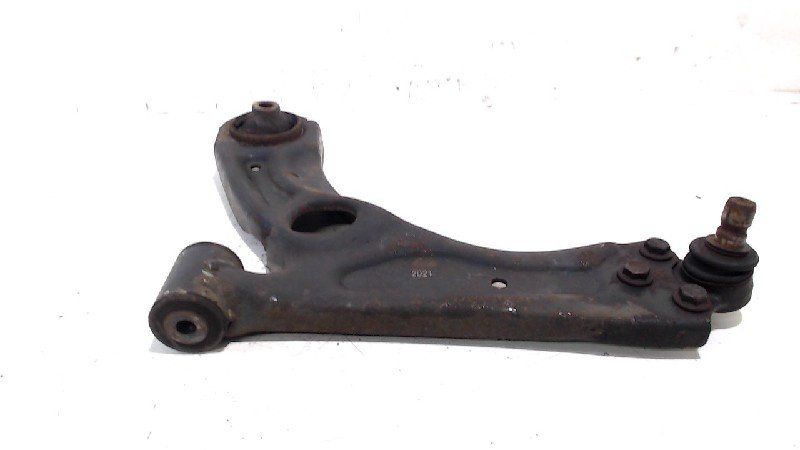 Draagarm links voor Chevrolet Aveo support arm usado en Menorca