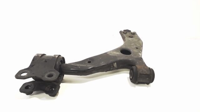 Draagarm links voor Volvo V50 support arm usado en Menorca
