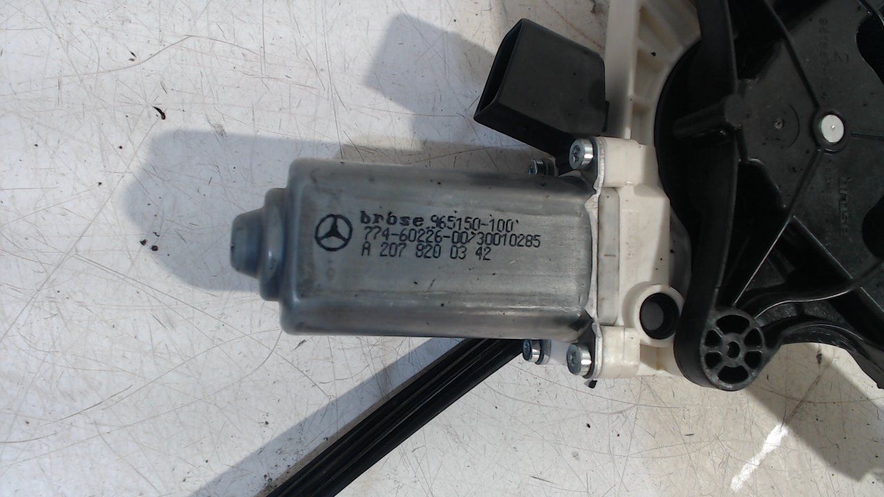 Raammechaniek elektrisch links voor Mercedes-Benz E-Clase window mechanism usado en Menorca foto 6