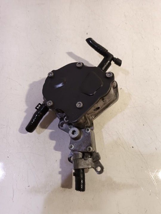 Vacuümpomp Volkswagen Passat vacuum pump brake booster usado en Menorca