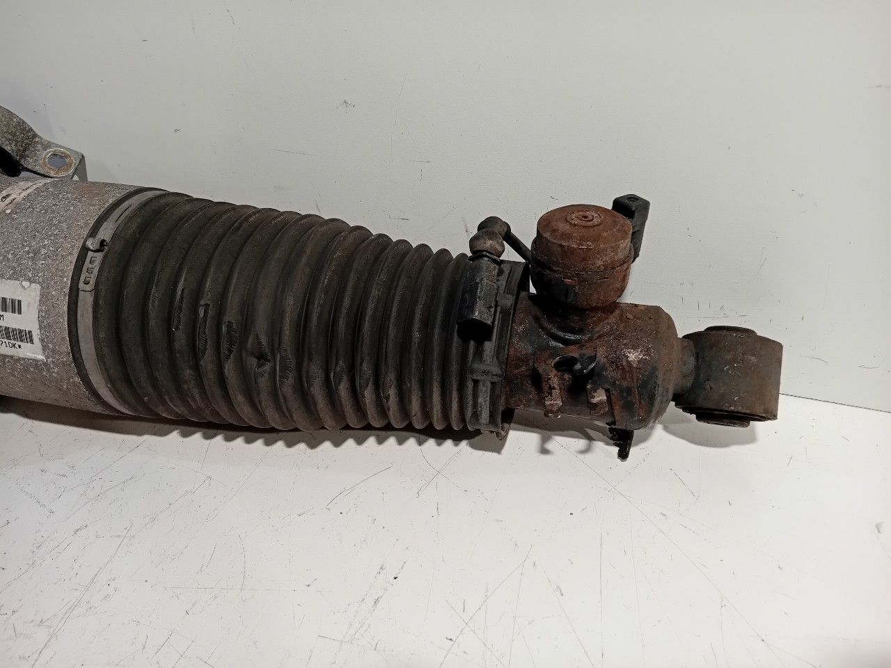 Veerpoot links achter Porsche Cayenne strut complete single usado en Menorca foto 5