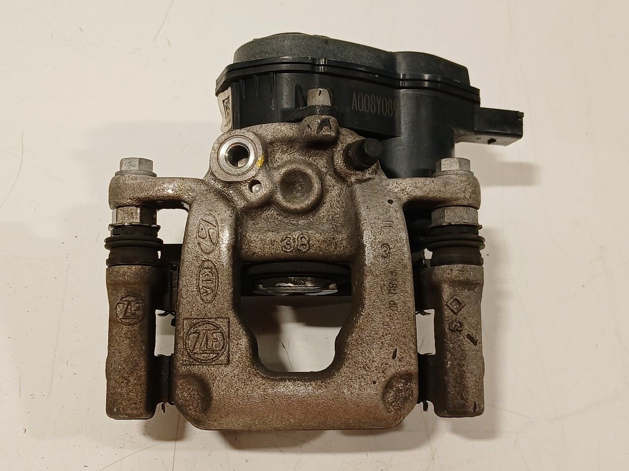 Remklauw rechts achter Hyundai Tucson caliper single usado en Menorca foto 2