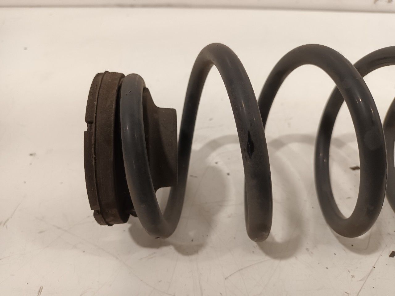 Spiraalveer achter links of rechts uitwisselbaar Seat Ibiza spiral spring usado en Menorca foto 4