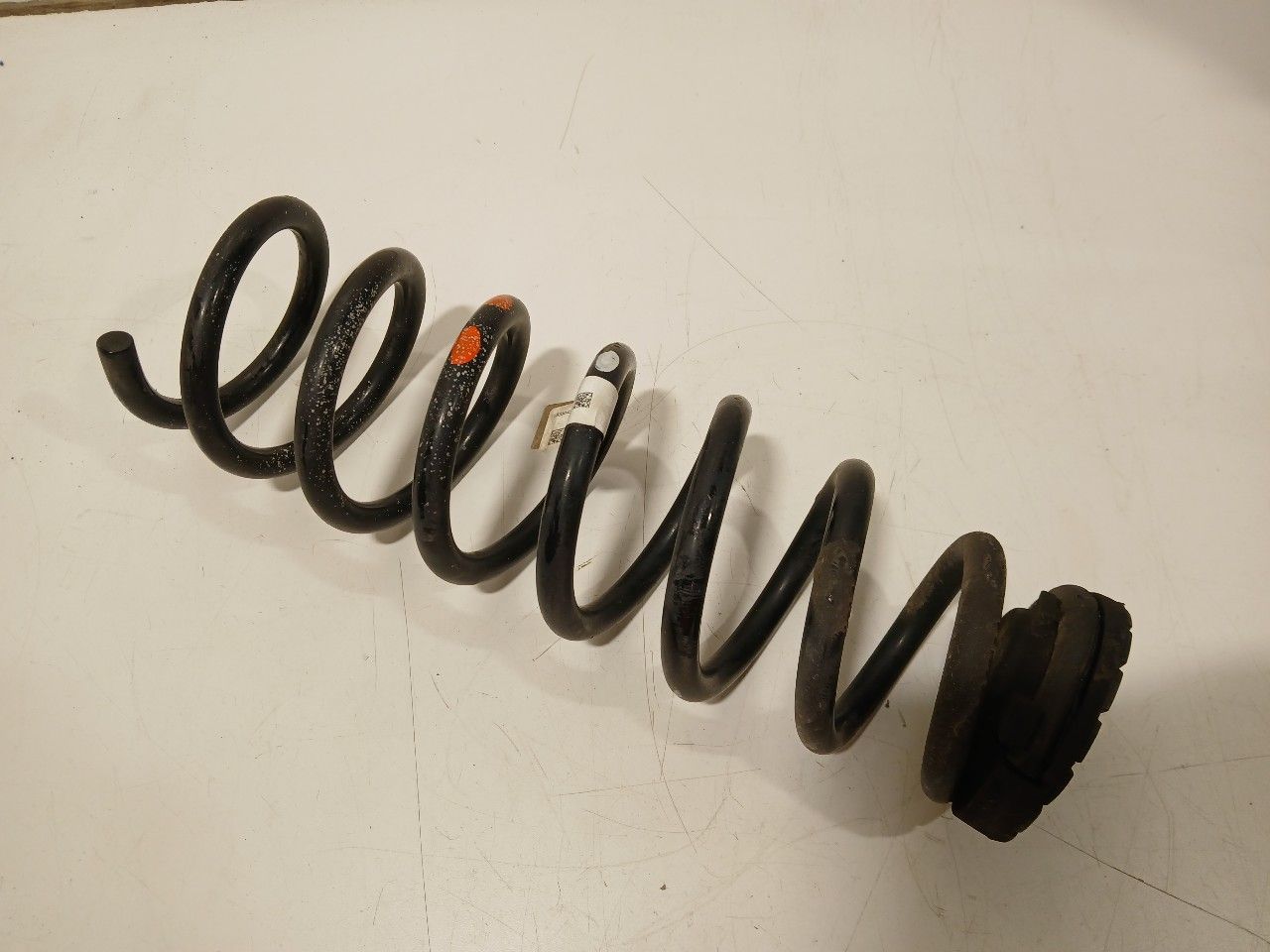 Spiraalveer achter links of rechts uitwisselbaar Hyundai Tucson spiral spring usado en Menorca foto 2