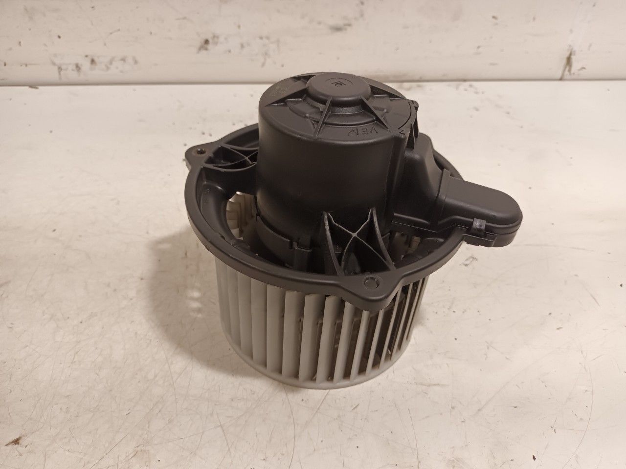Kachel ventilator motor Hyundai i30 heater engine booster usado en Menorca foto 6