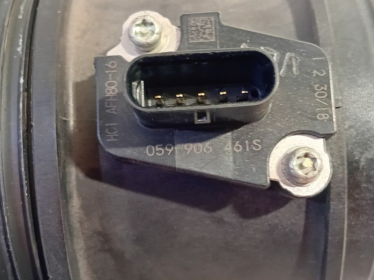 Luchtmassameter Volkswagen Touareg mass flow meter usado en Menorca foto 3