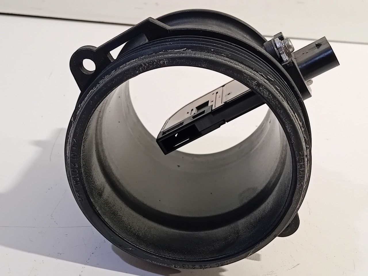 Luchtmassameter Volkswagen Touareg mass flow meter usado en Menorca foto 7