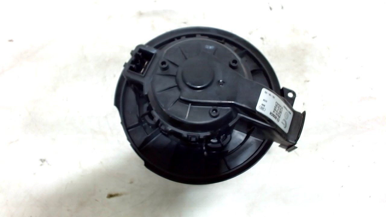 Kachel ventilator motor Volkswagen Up heater engine booster usado en Menorca