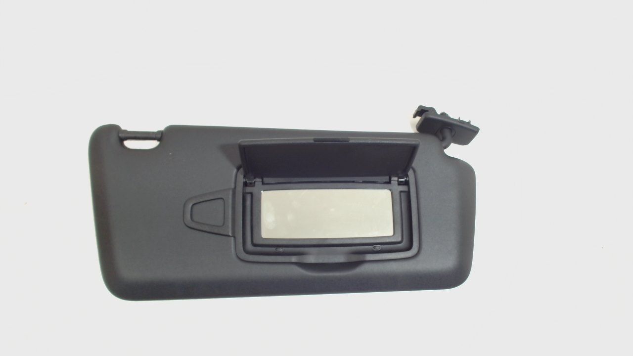 Zonneklep rechts Mercedes-Benz CLA sun visor single usado en Menorca foto 2