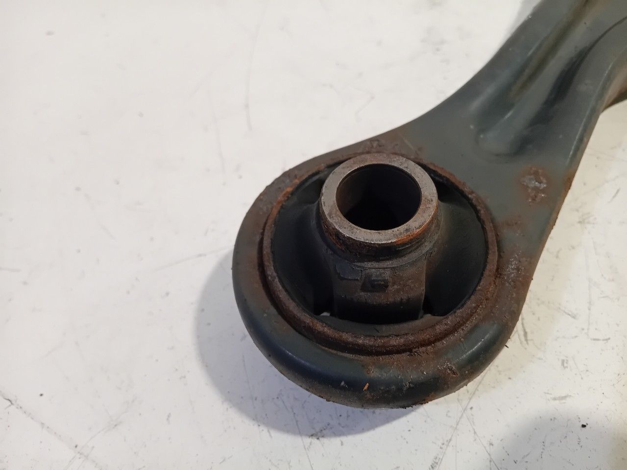 Draagarm rechts voor Toyota iQ support arm usado en Menorca foto 2