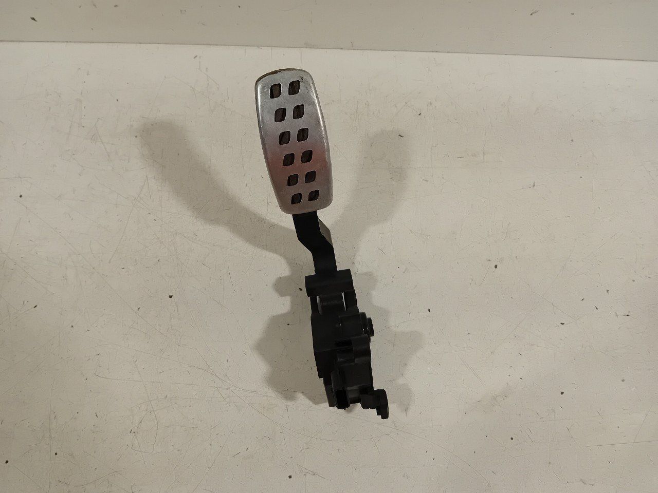 Gaspedaal Renault Mégane gas pedal usado en Menorca foto 5