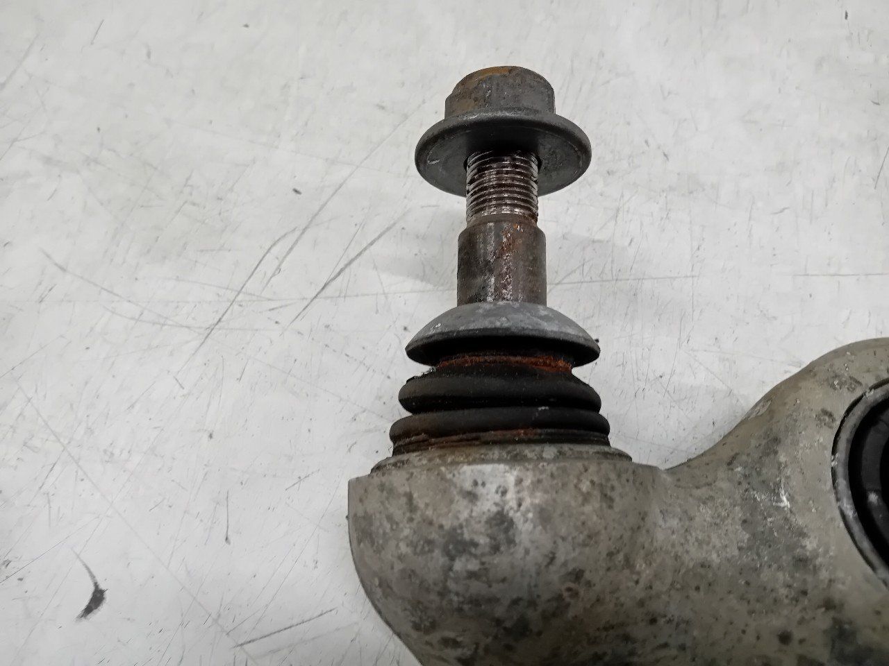 Draagarm links voor BMW 5 serie support arm usado en Menorca foto 4