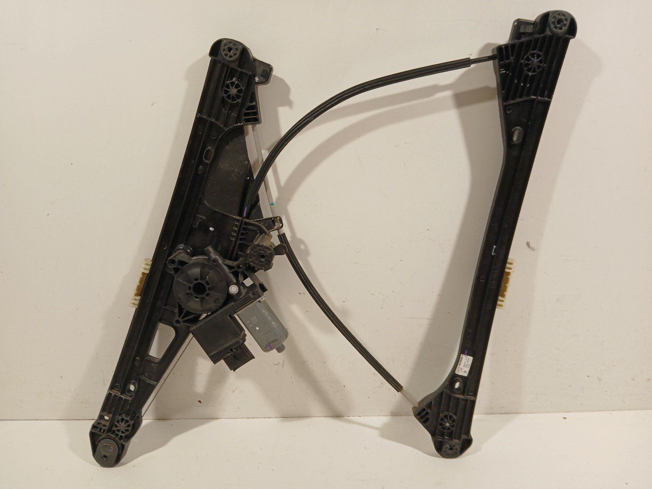Raammechaniek elektrisch rechts voor Peugeot 3008 window mechanism usado en Menorca