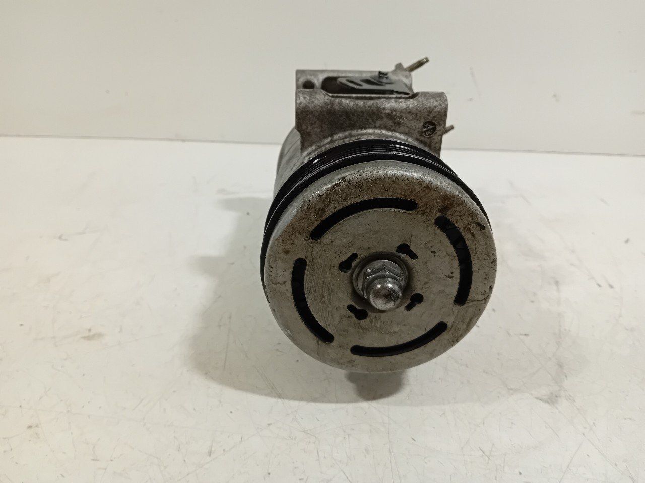 Airco pomp Citroën C4 air conditioning pump air conditioning compressor usado en Menorca foto 3