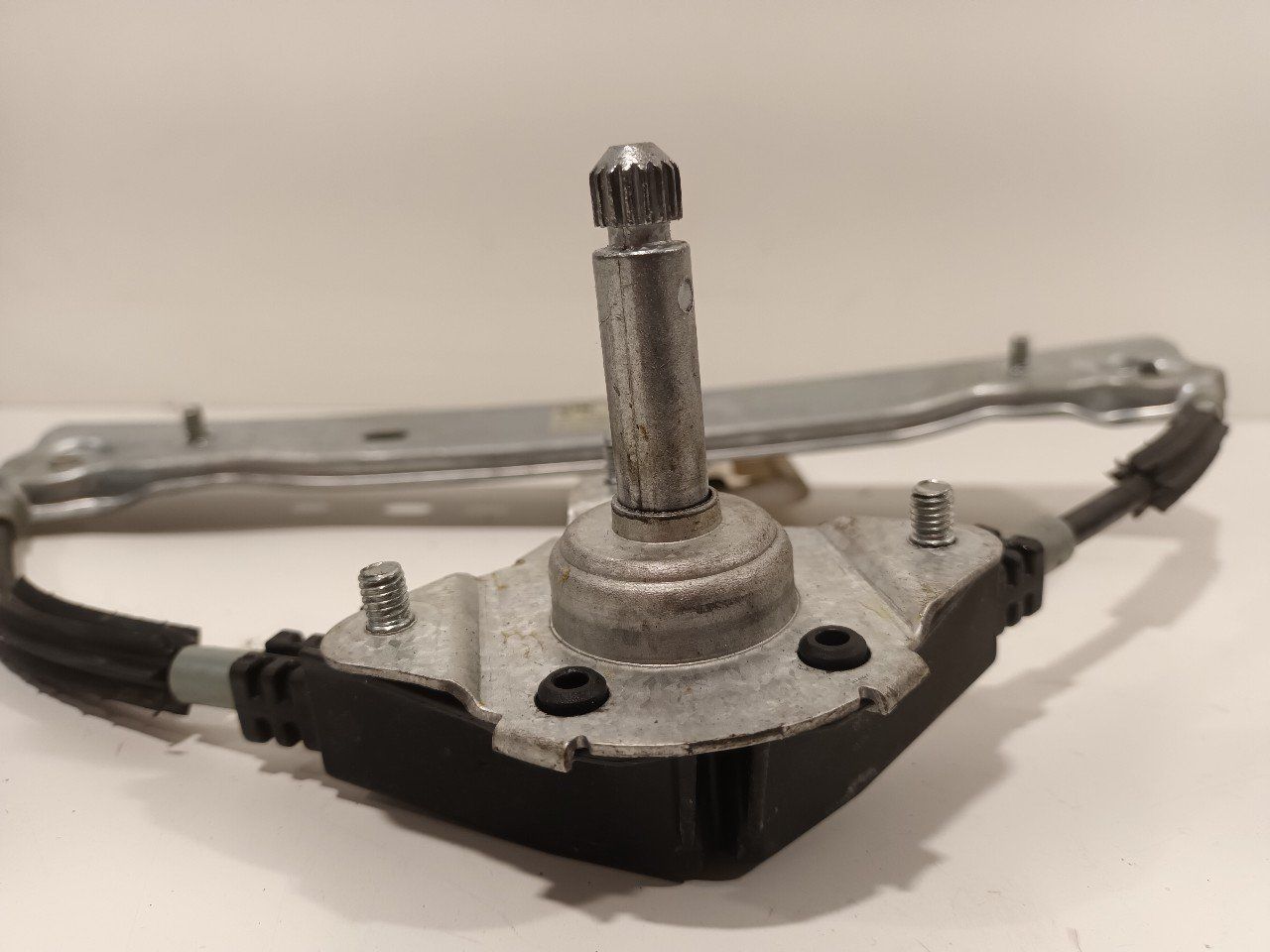 Raammechaniek links achter Fiat Panda window mechanism usado en Menorca foto 3