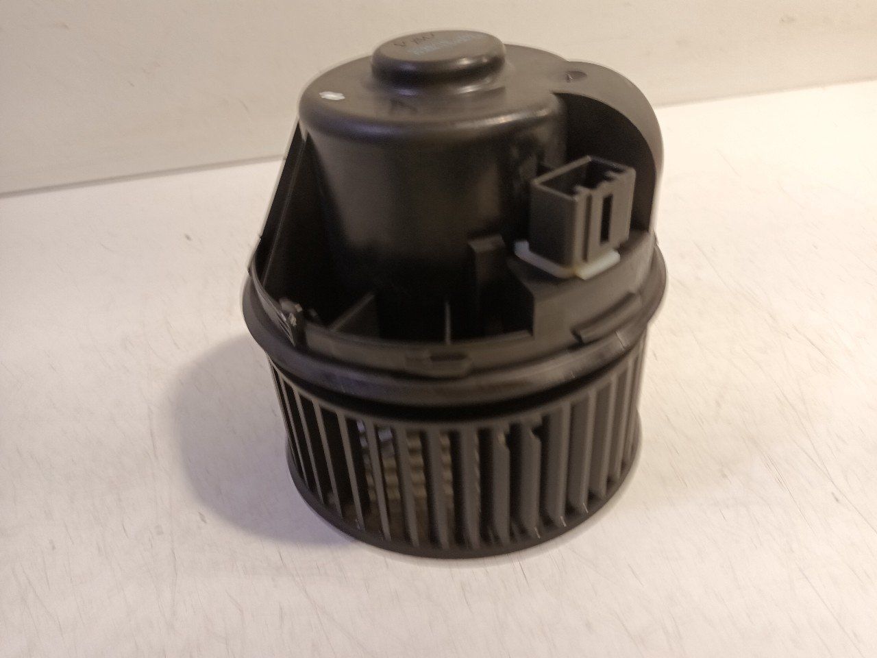 Kachel ventilator motor Ford C-Max heater engine booster usado en Menorca