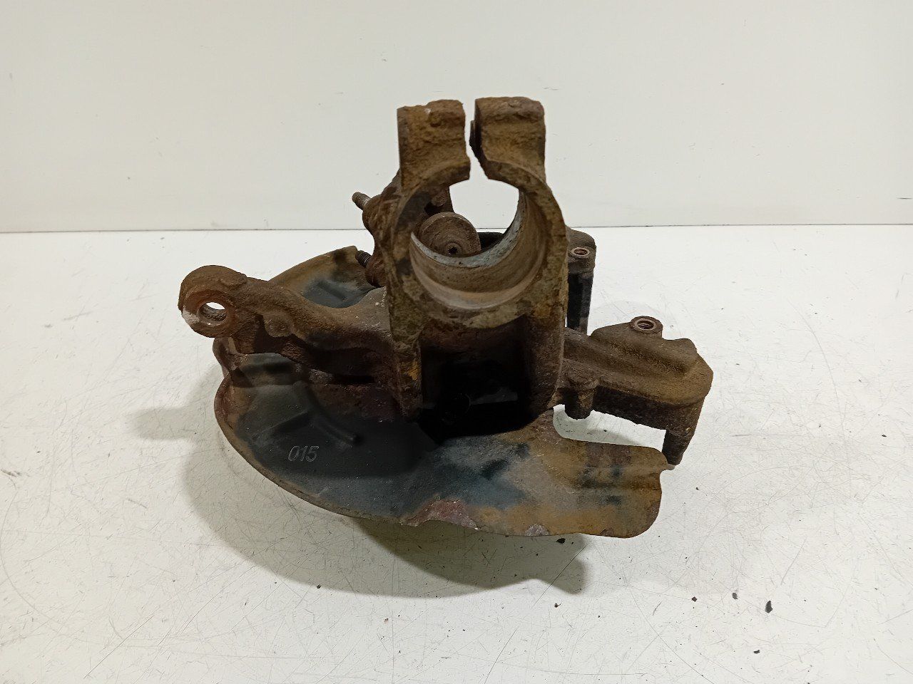 Wielnaaf rechts voor Seat Ibiza wheel hub usado en Menorca foto 5