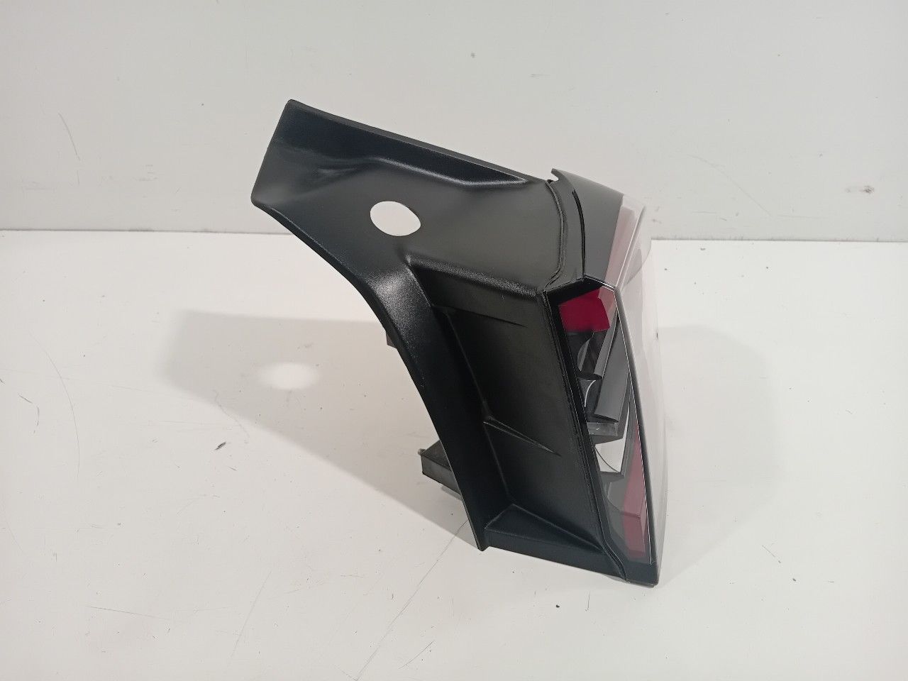 Achterlicht carrosserie rechts Tesla Model 3 tail light single usado en Menorca foto 5