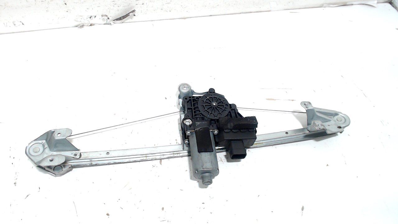 Raammechaniek elektrisch rechts achter Opel Zafira window mechanism usado en Menorca