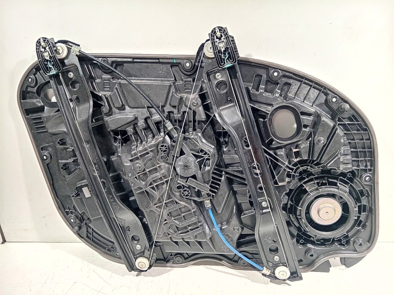 Raammechaniek elektrisch rechts voor Volvo XC60 window mechanism usado en Menorca foto 5
