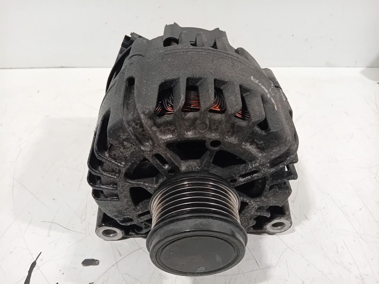 Dynamo Peugeot 308 dynamo usado en Menorca foto 2