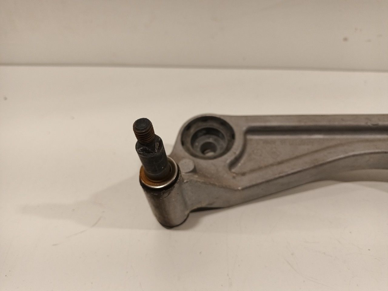 Ruitenwisser mechaniek voor Mercedes-Benz C-Clase windshield wiper mechanism usado en Menorca foto 3
