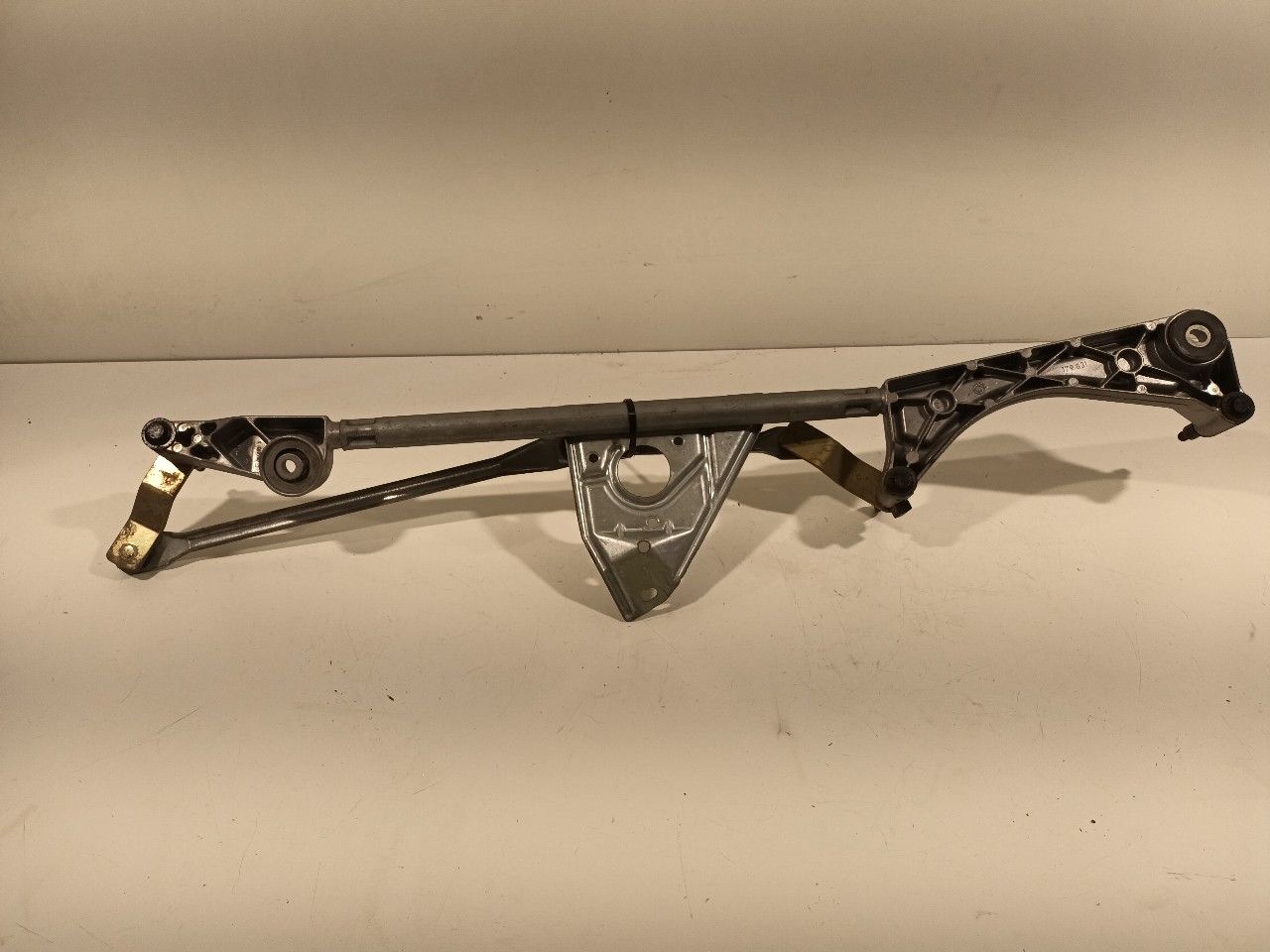 Ruitenwisser mechaniek voor Mercedes-Benz C-Clase windshield wiper mechanism usado en Menorca foto 7
