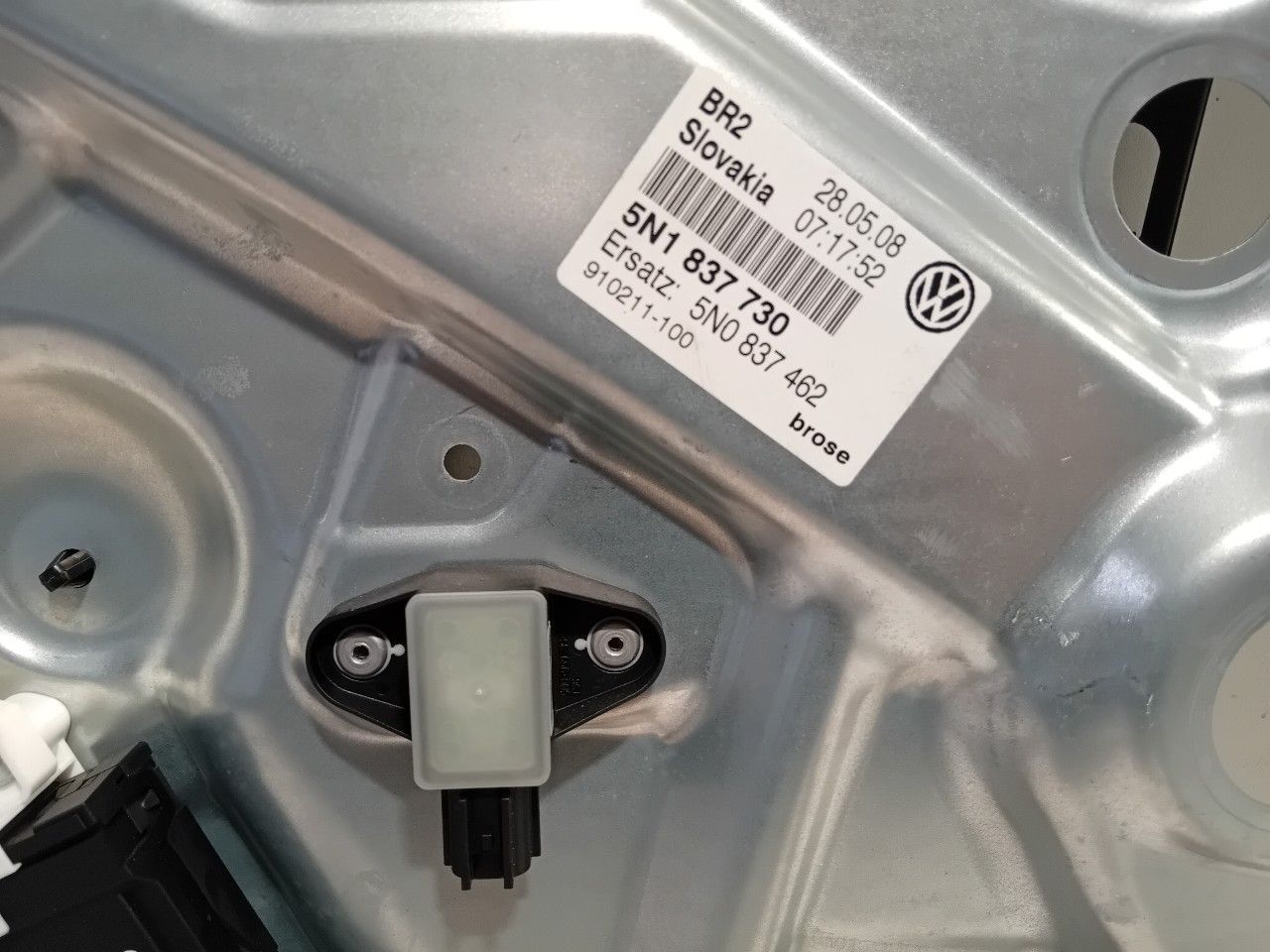 Raammechaniek elektrisch rechts voor Volkswagen Tiguan window mechanism usado en Menorca foto 3