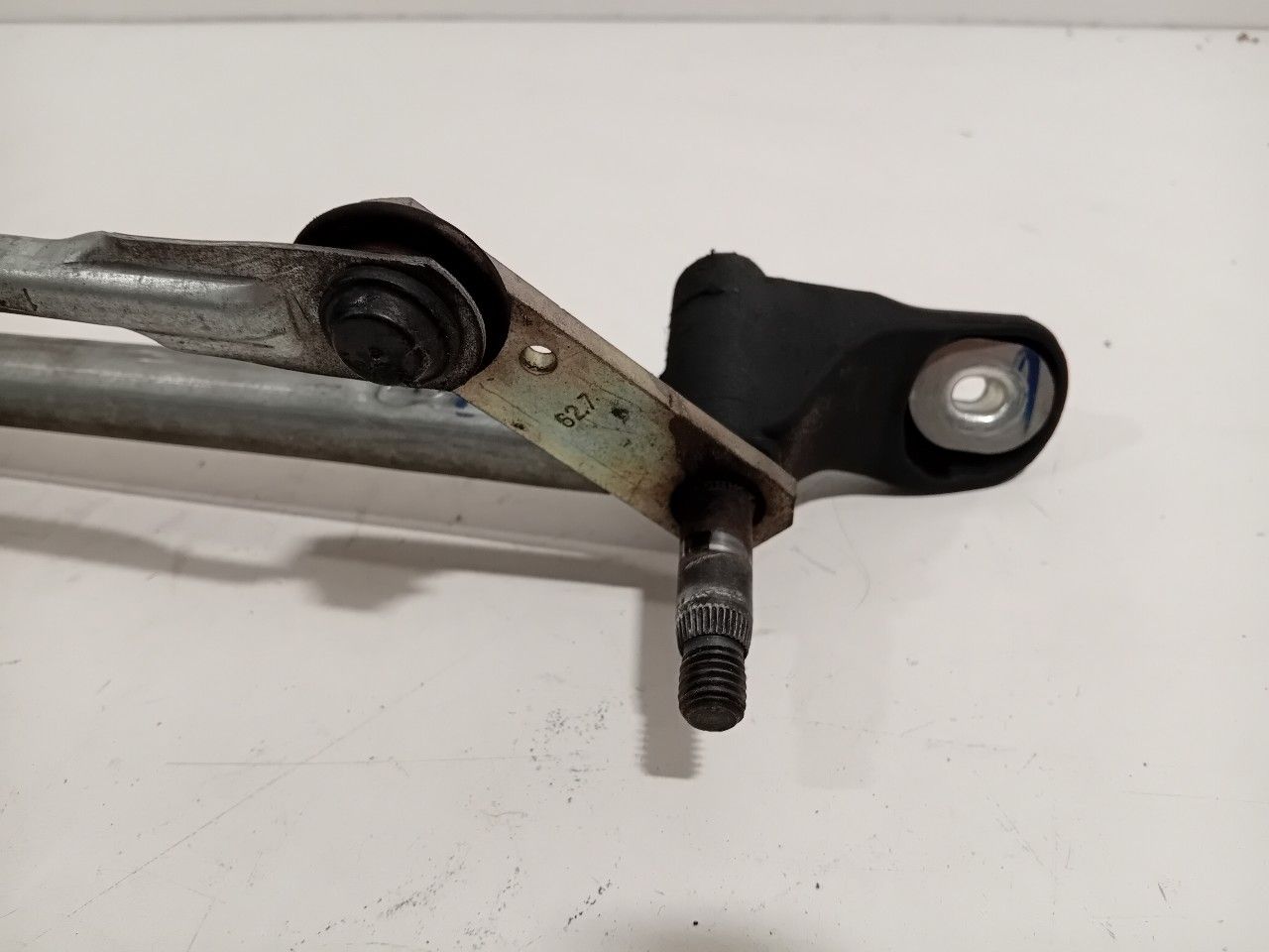 Ruitenwisser mechaniek voor Mercedes-Benz A-Clase windshield wiper mechanism usado en Menorca foto 3