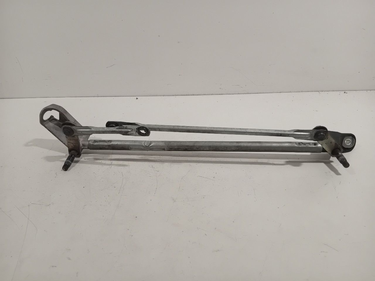Ruitenwisser mechaniek voor Mercedes-Benz A-Clase windshield wiper mechanism usado en Menorca