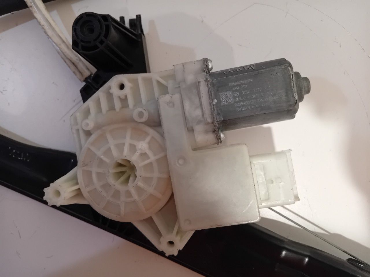 Raammechaniek elektrisch rechts voor Peugeot 308 window mechanism usado en Menorca foto 2