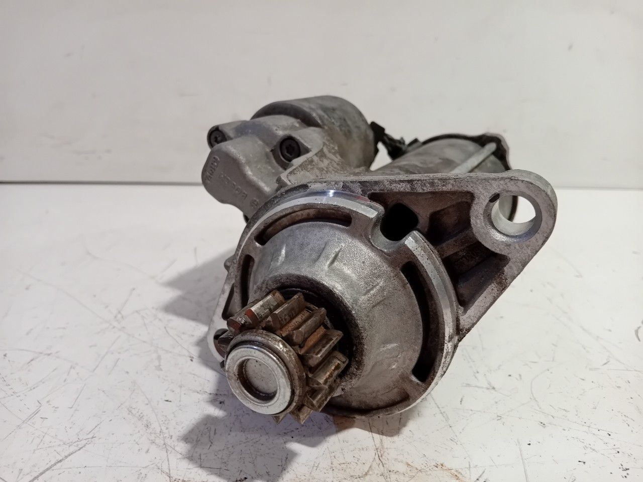Startmotor Volkswagen Golf starter motor usado en Menorca foto 2