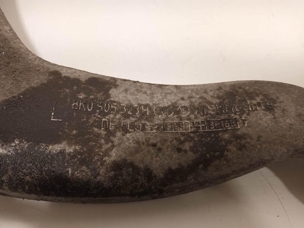 Draagarm links achter Audi A6 support arm usado en Menorca foto 3