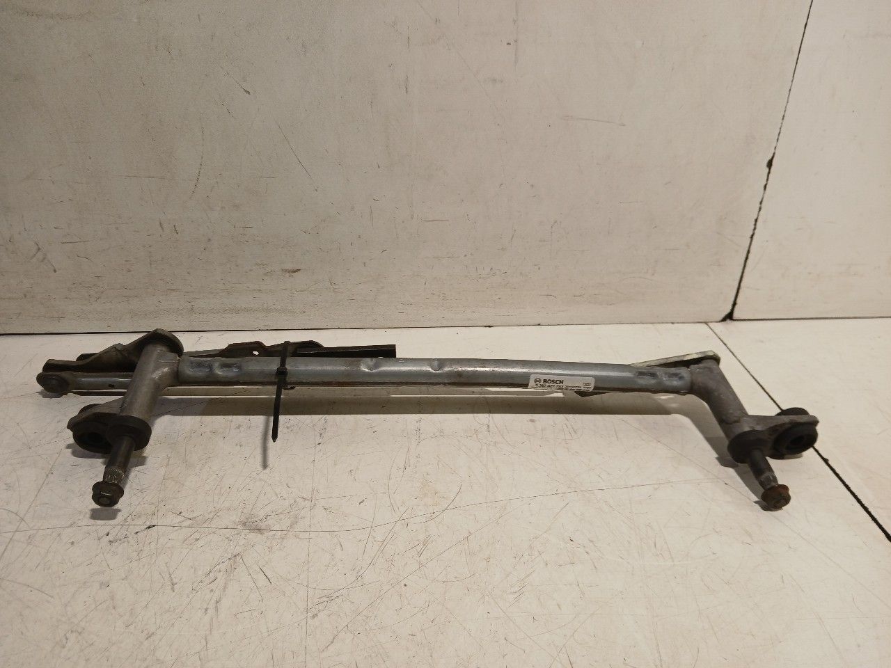 Ruitenwisser mechaniek voor Volkswagen Golf windshield wiper mechanism usado en Menorca