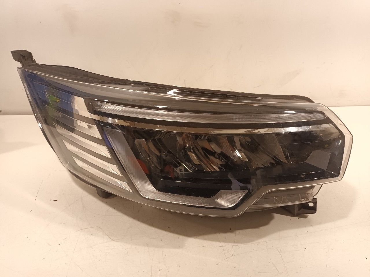 Koplamp rechts Renault Trafic head lamp single usado en Menorca