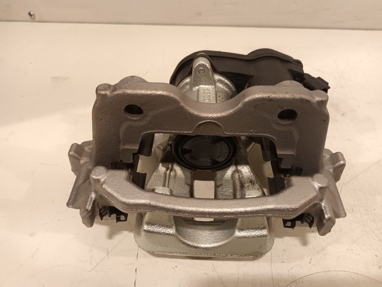 Remklauw rechts achter Toyota Yaris caliper single usado en Menorca foto 3