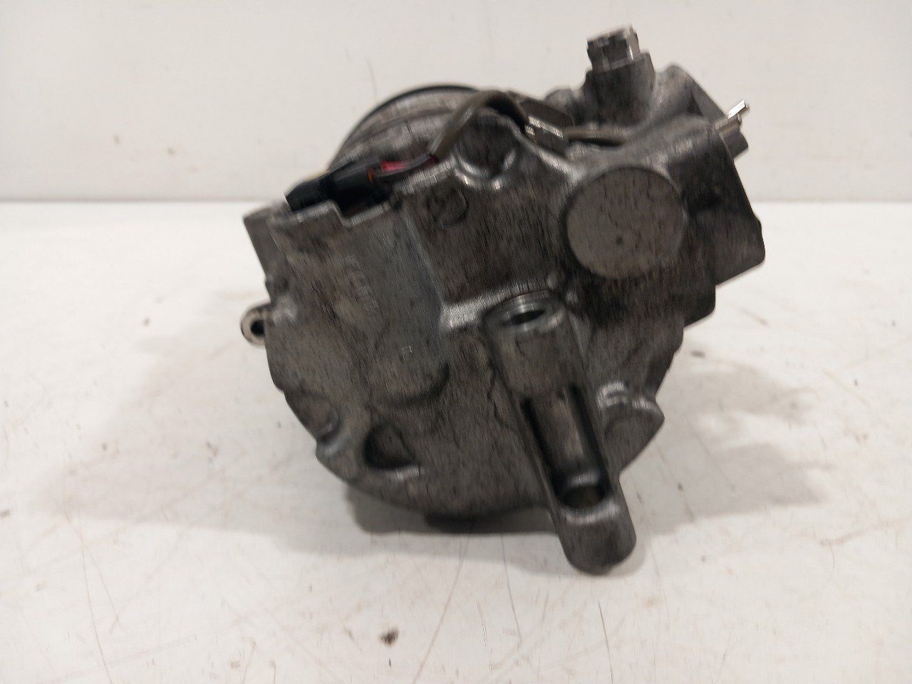 Airco pomp BMW 1 serie air conditioning pump air conditioning compressor usado en Menorca foto 3