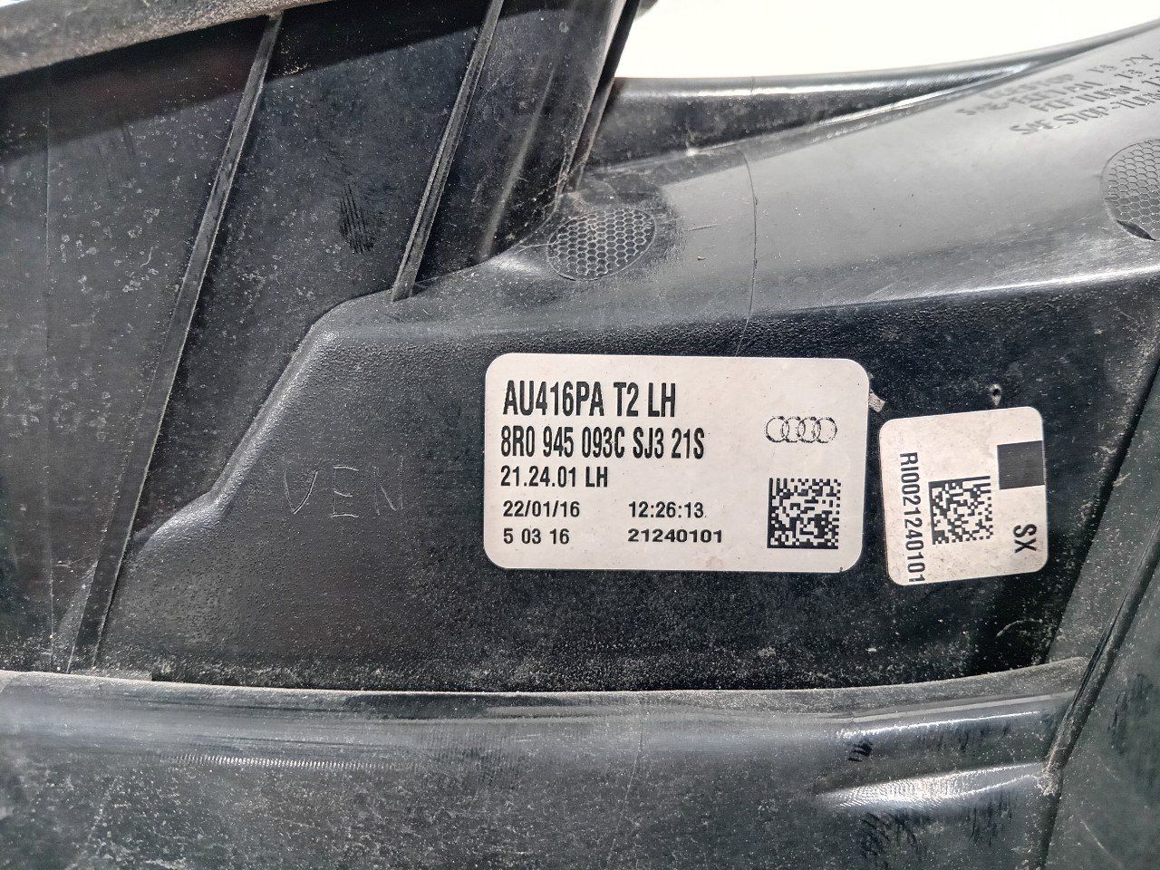 Achterlicht links buiten Audi Q5 tail light single usado en Menorca foto 4