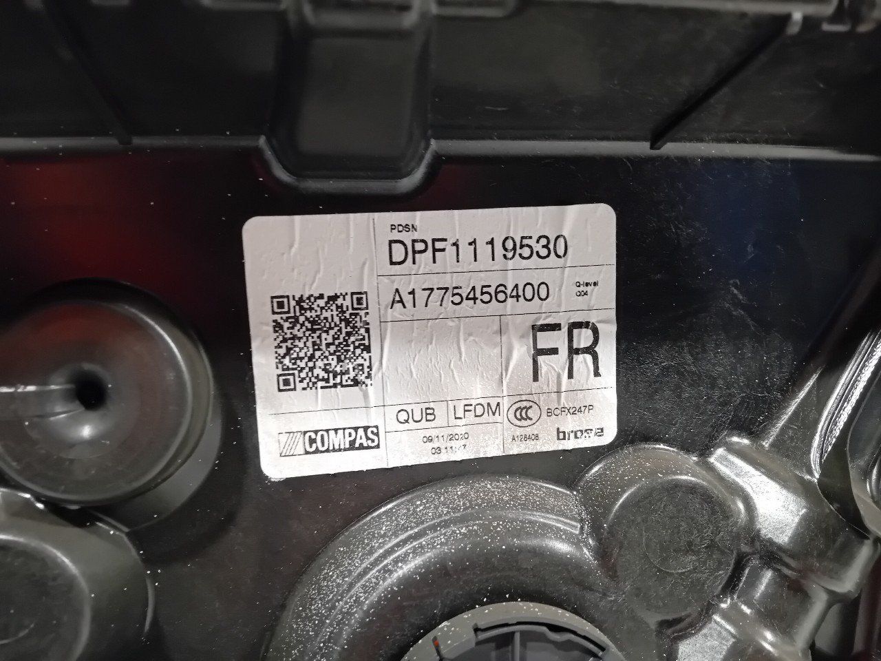 Raammechaniek elektrisch rechts voor Mercedes-Benz GLB window mechanism usado en Menorca foto 3