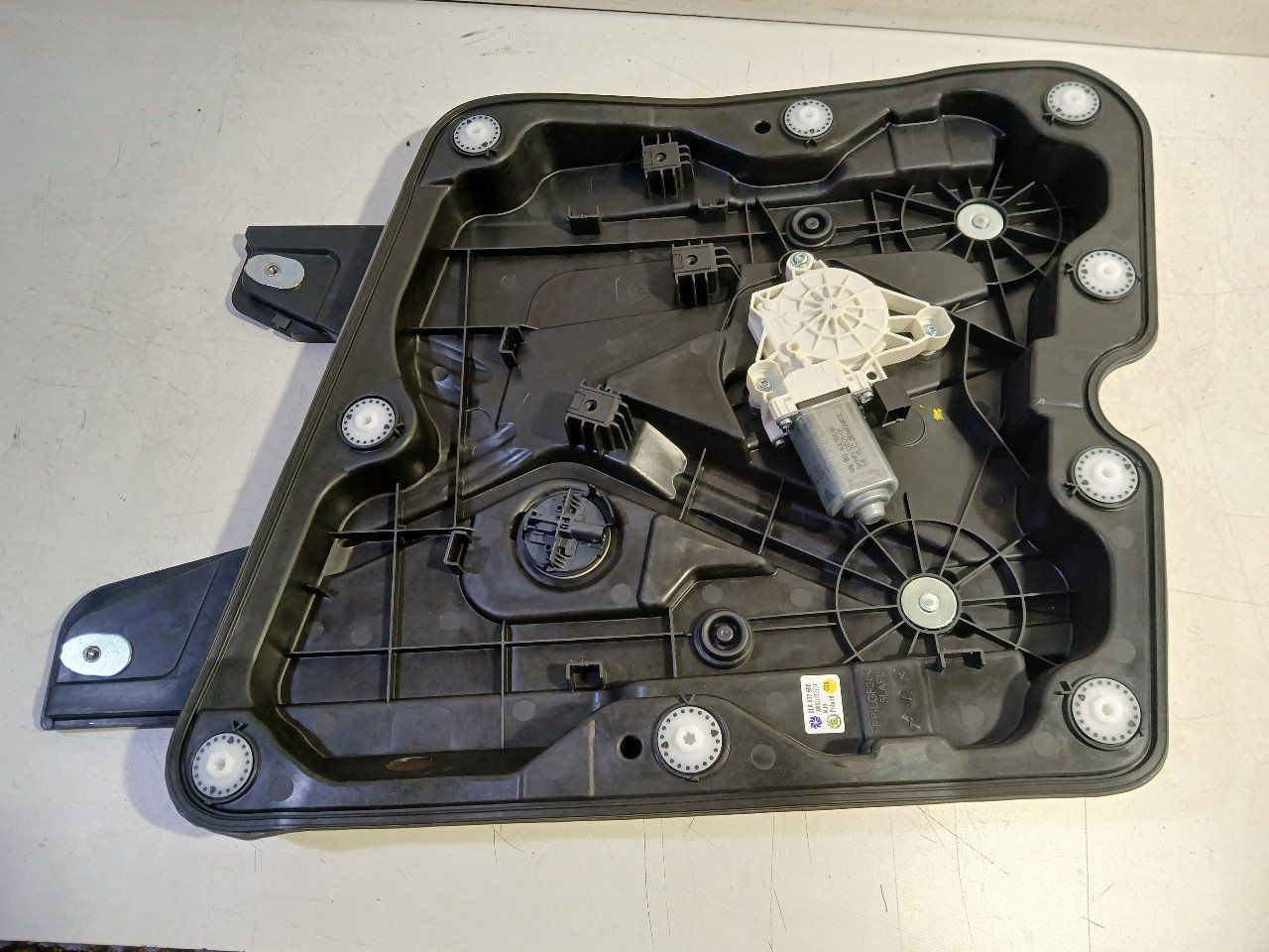 Raammechaniek elektrisch links voor Skoda Enyaq window mechanism usado en Menorca