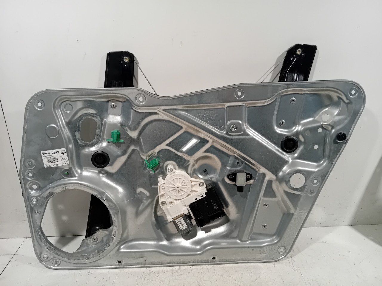 Raammechaniek elektrisch rechts voor Volkswagen Tiguan window mechanism usado en Menorca foto 2