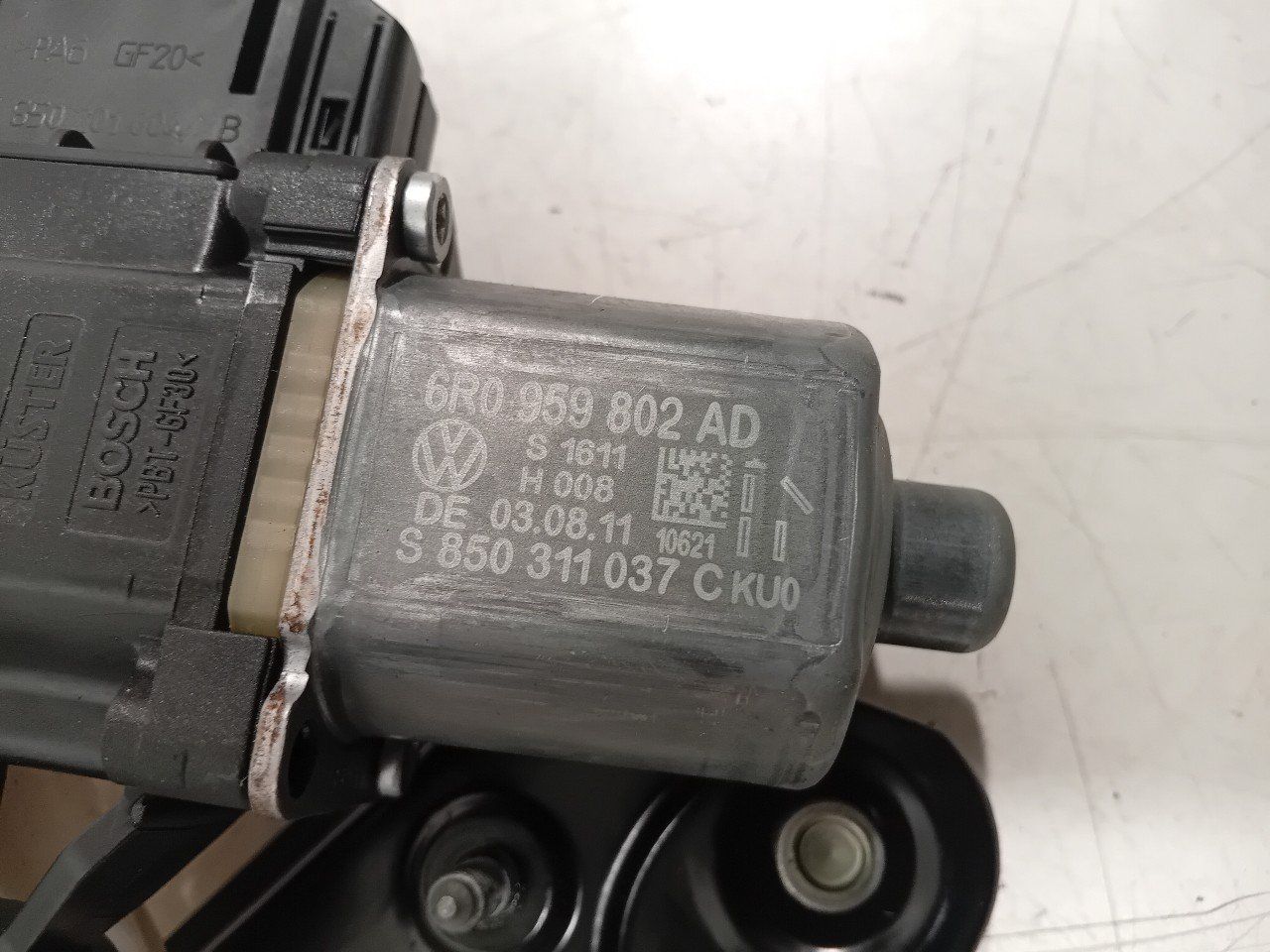 Raammechaniek elektrisch rechts voor Volkswagen Polo window mechanism usado en Menorca foto 5