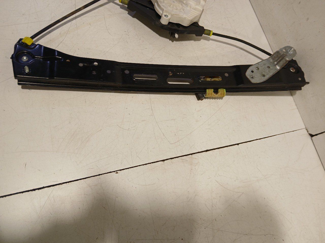 Raammechaniek elektrisch rechts voor Volkswagen Sharan window mechanism usado en Menorca foto 3
