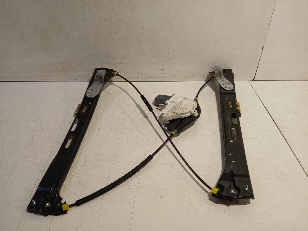 Raammechaniek elektrisch rechts voor Volkswagen Sharan window mechanism usado en Menorca