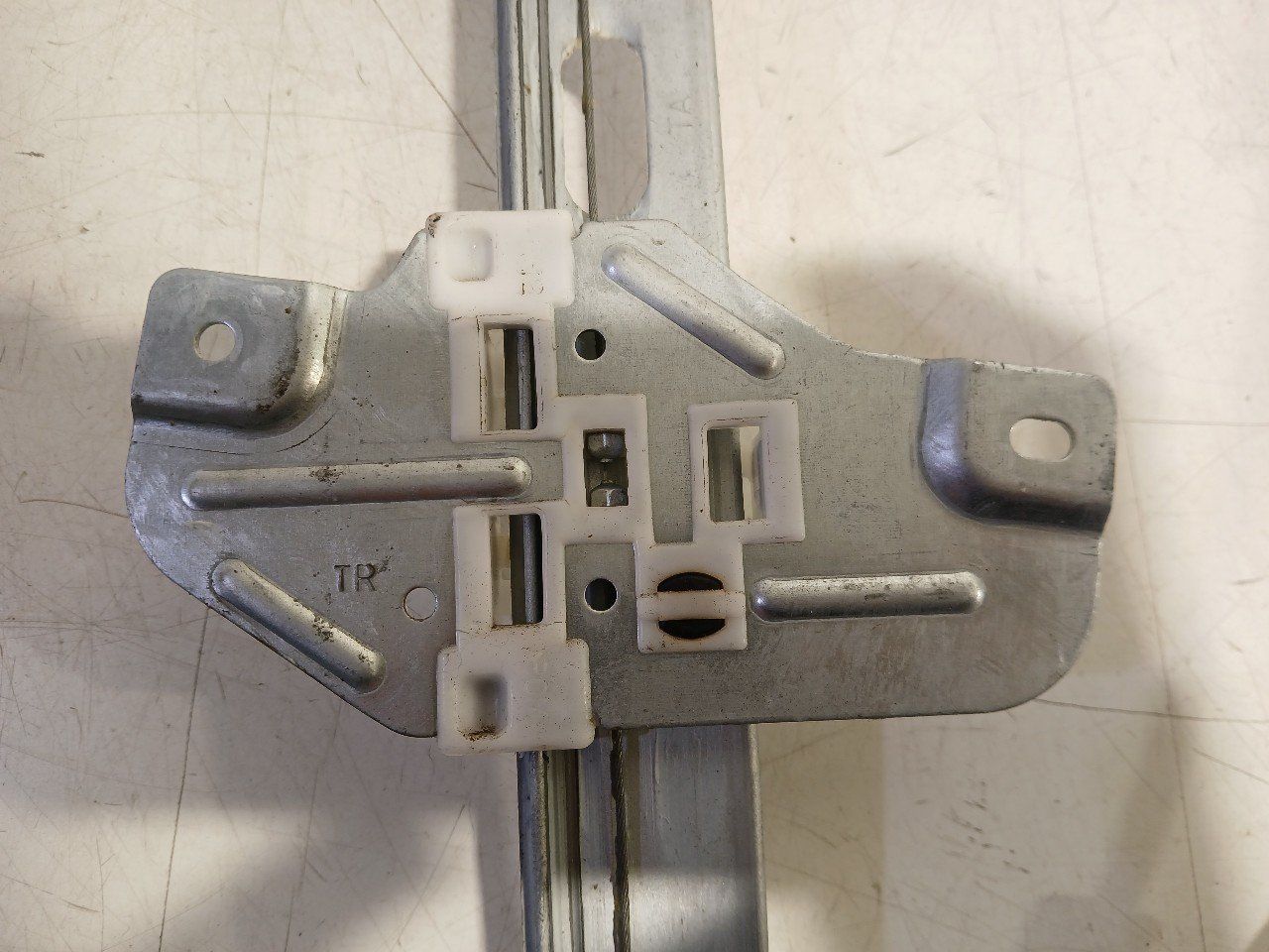 Raammechaniek elektrisch rechts voor Kia Picanto window mechanism usado en Menorca foto 3